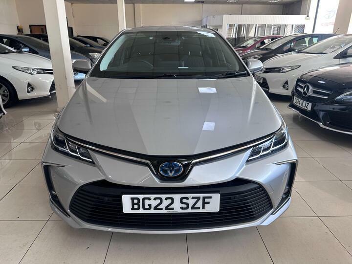 Toyota Corolla 1.8 Vvt-h Design Cvt Euro 6 Ss Silver