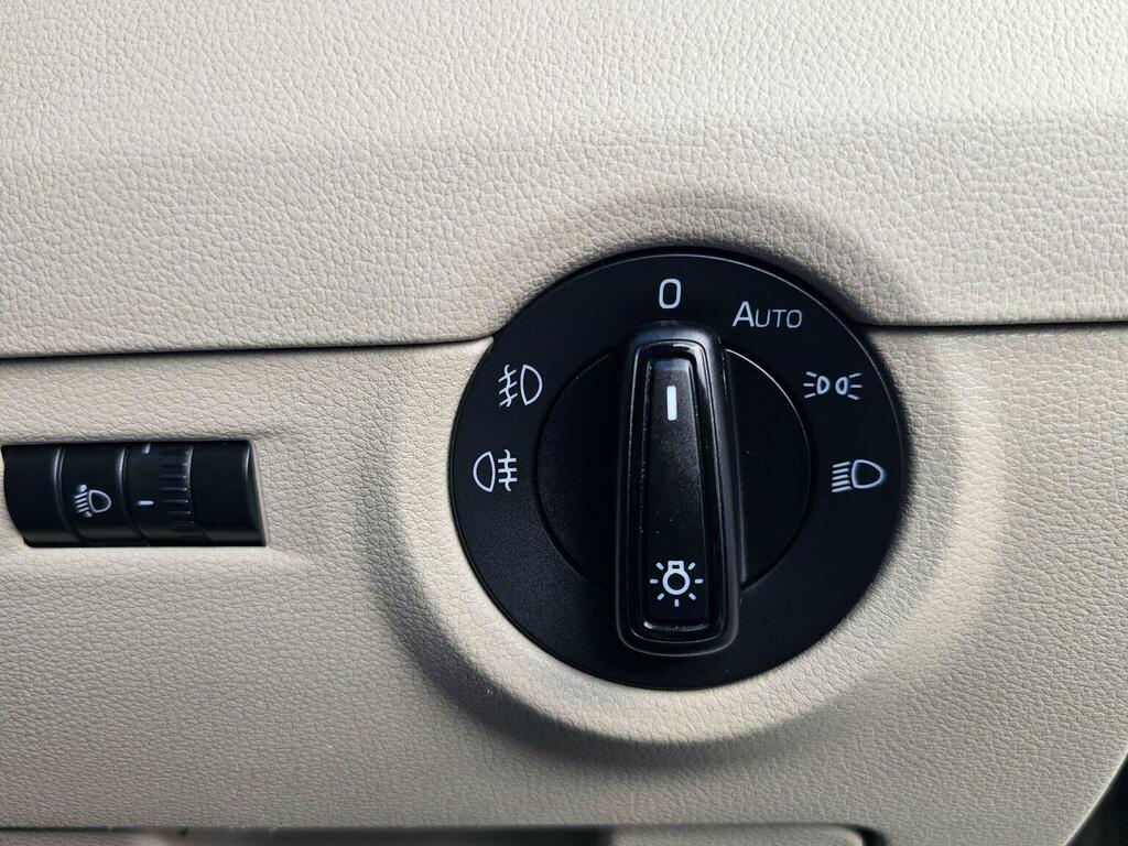 Skoda Octavia 1.4 Tsi Elegance Euro 5 Ss Silver #37