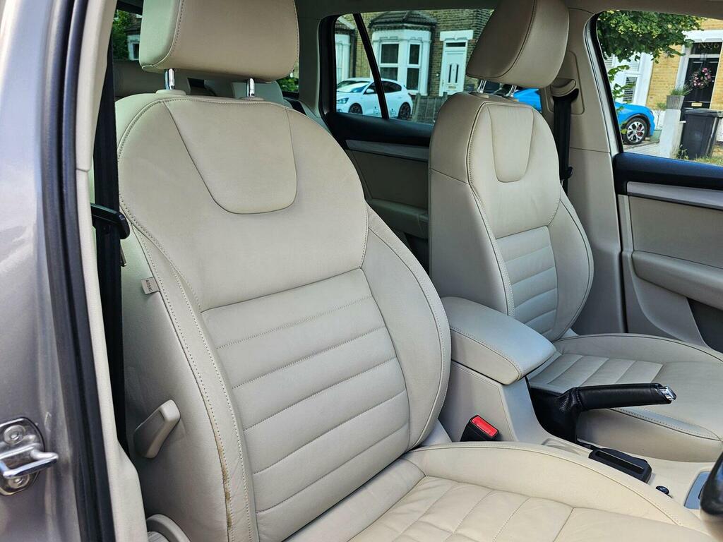 Skoda Octavia 1.4 Tsi Elegance Euro 5 Ss Silver #32