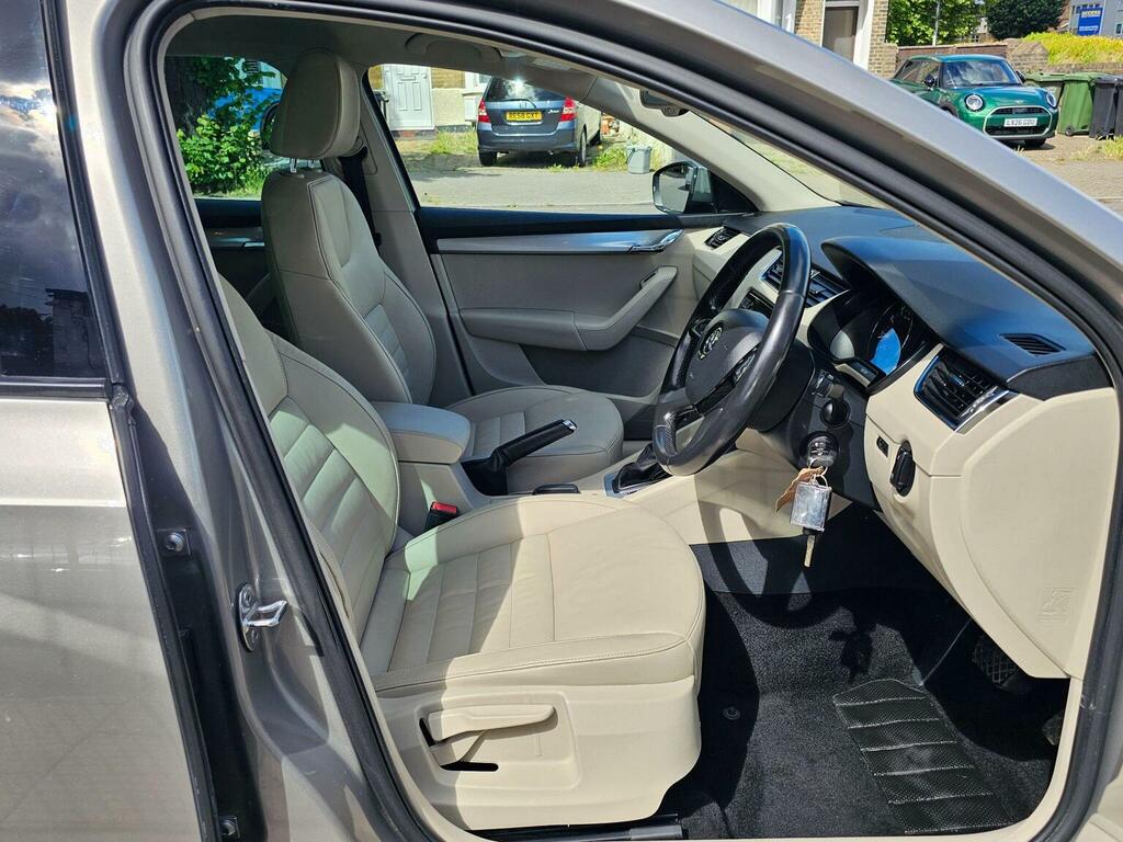 Skoda Octavia 1.4 Tsi Elegance Euro 5 Ss Silver #30