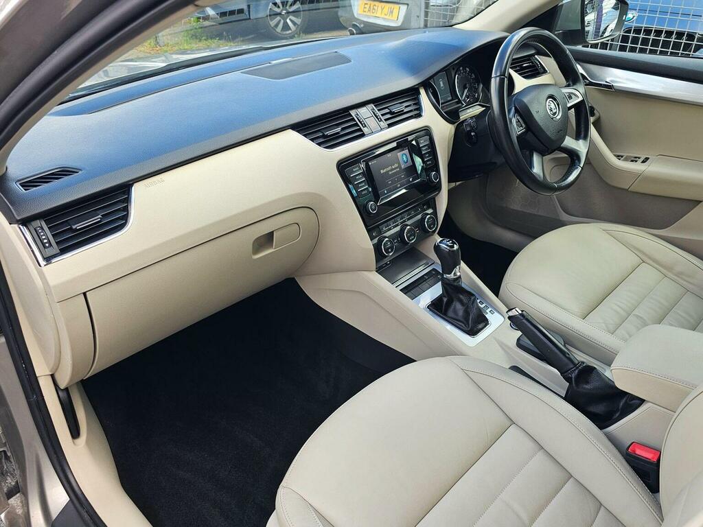 Skoda Octavia 1.4 Tsi Elegance Euro 5 Ss Silver #72
