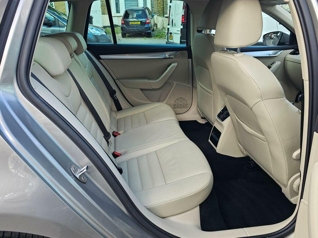 Skoda Octavia 1.4 Tsi Elegance Euro 5 Ss Silver #52