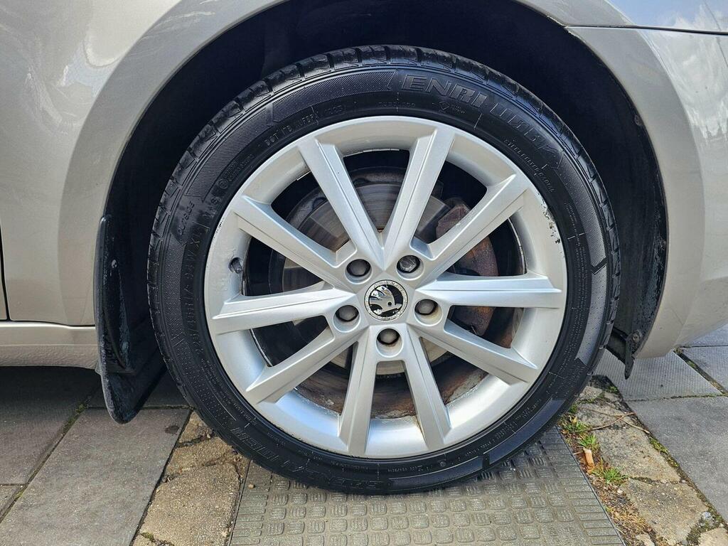 Skoda Octavia 1.4 Tsi Elegance Euro 5 Ss Silver #76