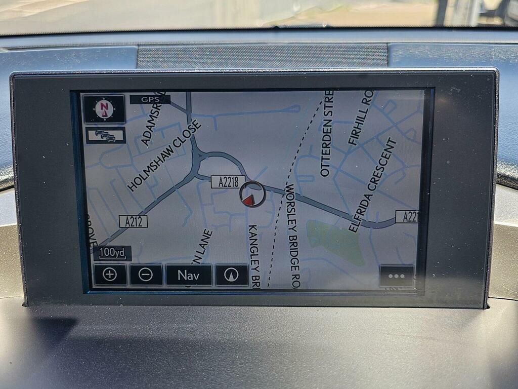 Lexus NX 300H 2.5 F-sport Premium Navigation White #45