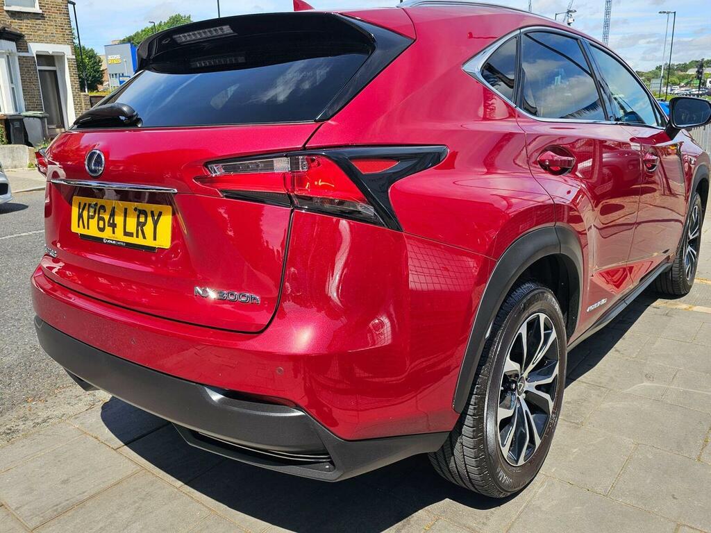 Lexus NX 300H 2.5 F-sport Premium Navigation White #11