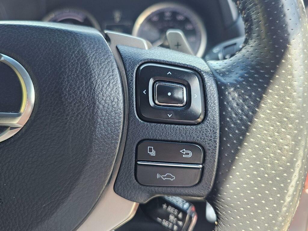 Lexus NX 300H 2.5 F-sport Premium Navigation White #40