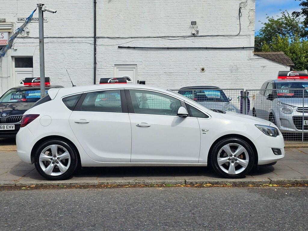 Vauxhall Astra 1.4T 16V Sri Euro 5 White #2