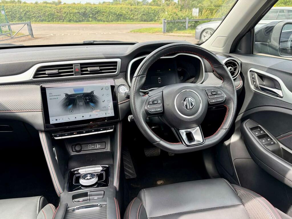 MG ZS 72.6Kwh Trophy Long Range YH72ZMO Black #2
