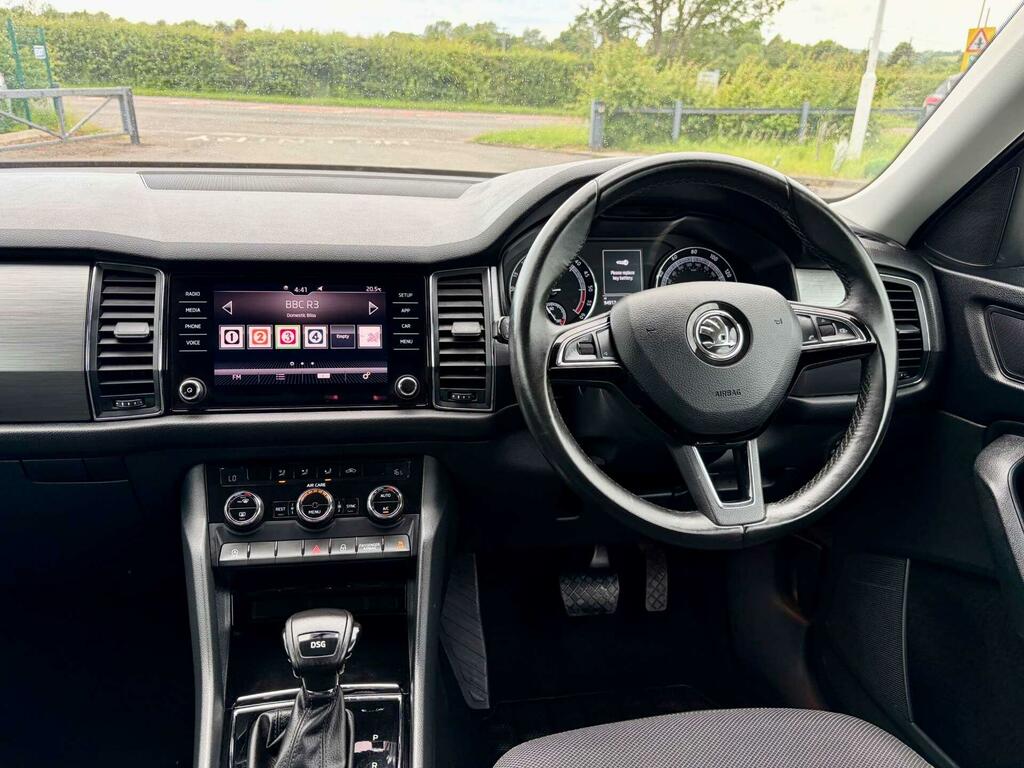 Skoda Kodiaq 2.0 Tdi Se Dsg Euro 6 Ss 5 Seat NL67VVB White #2
