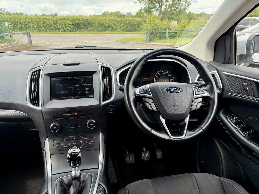 Ford Edge Titanium Silver #2