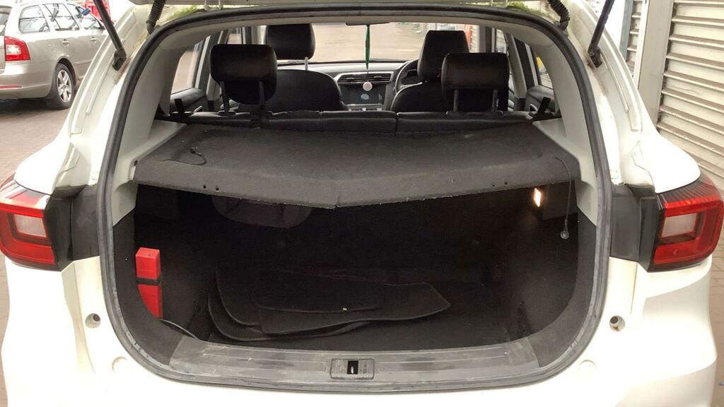 MG ZS Limited Edition White #6