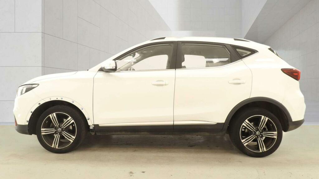 MG ZS Limited Edition White #5