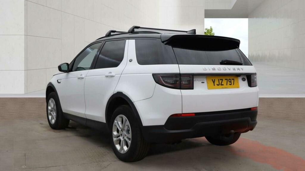 Land Rover Discovery Sport S White #2