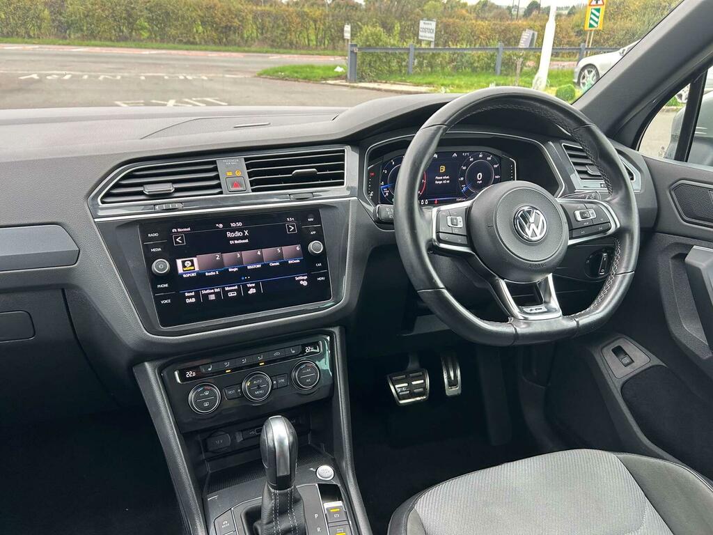 Volkswagen Tiguan 1.5 Tsi Evo R-line Tech Dsg Euro 6 Ss MK70NXZ Silver #2