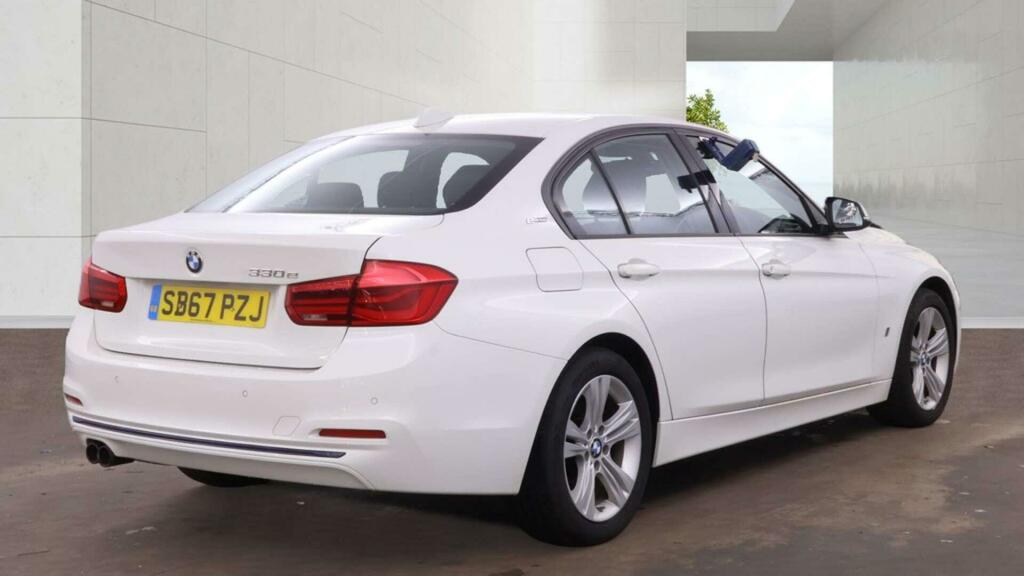 BMW 3 Series Sport White #4