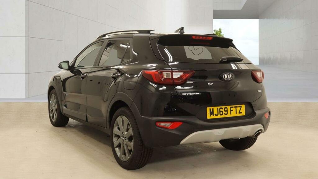 Kia Stonic 3 Black #3