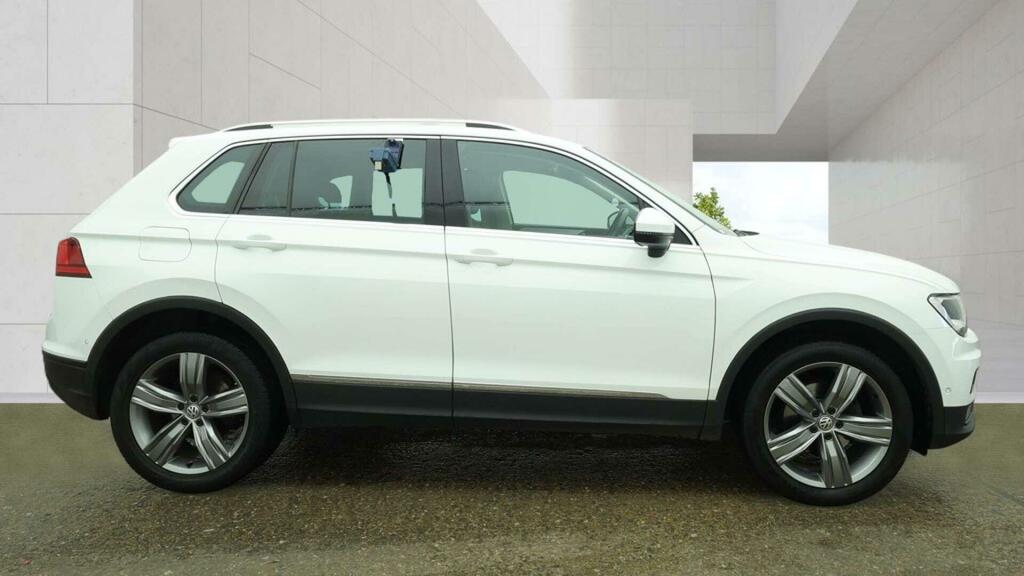 Volkswagen Tiguan Match White #5