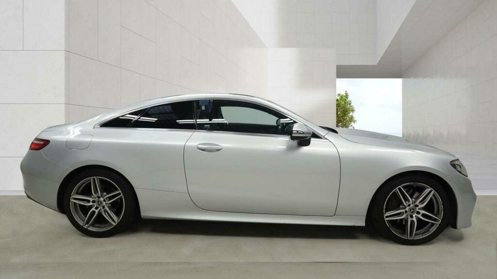 Mercedes-Benz E Class Amg Line Silver #5