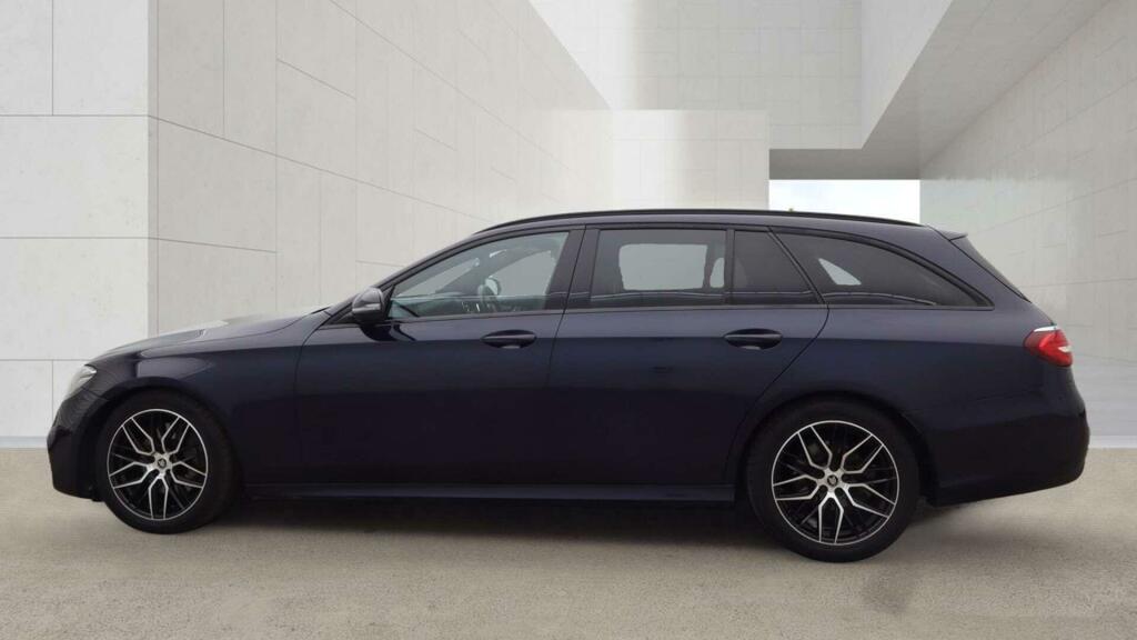 Mercedes-Benz E Class Amg Line Night Edition Blue #6