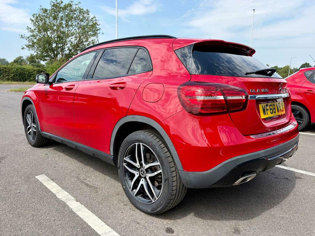 Mercedes-Benz GLA Class 1.6 Gla180 Urban Edition Euro 6 Ss WF68WXJ Red #6