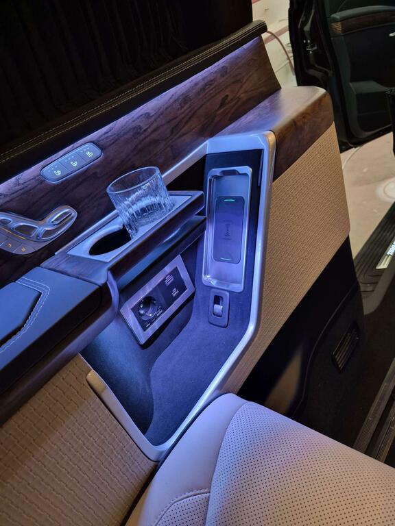 Mercedes-Benz Vito Pro Black #2