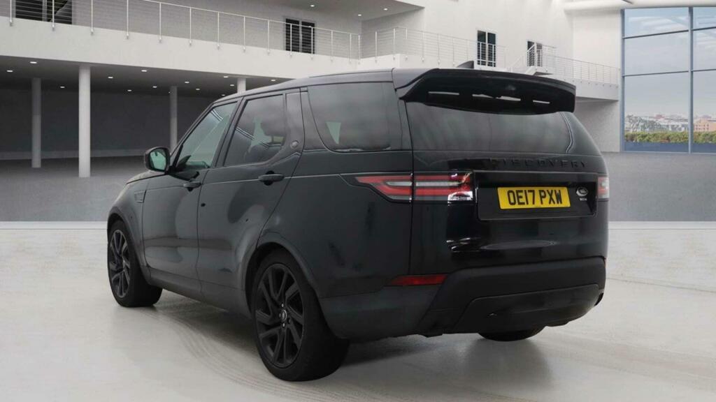 Land Rover Discovery Hse Black #3