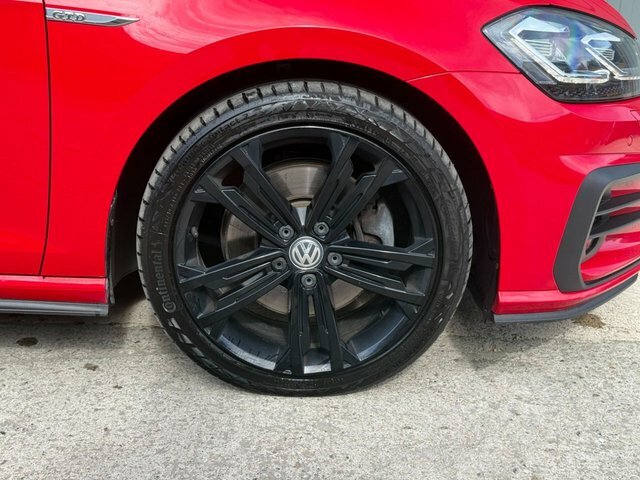 Volkswagen Golf 2.0 Tdi Dsg Hatchback AP19JNU Red #4