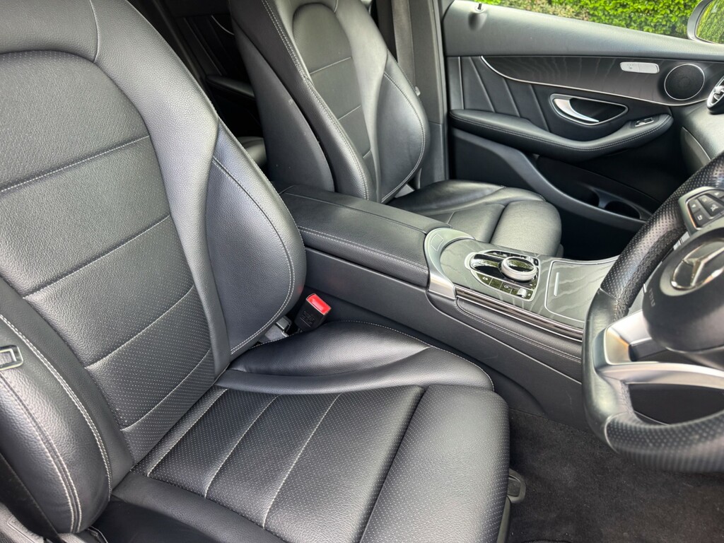 Mercedes-Benz 220 Glc 220 D 4Matic Amg Line Black #2