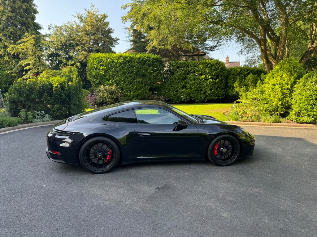 Porsche 911 Coupe Black