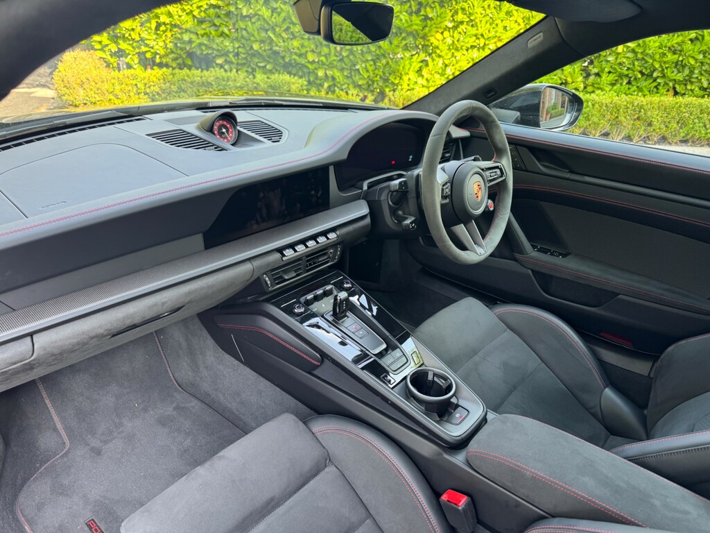 Porsche 911 Coupe Black #2