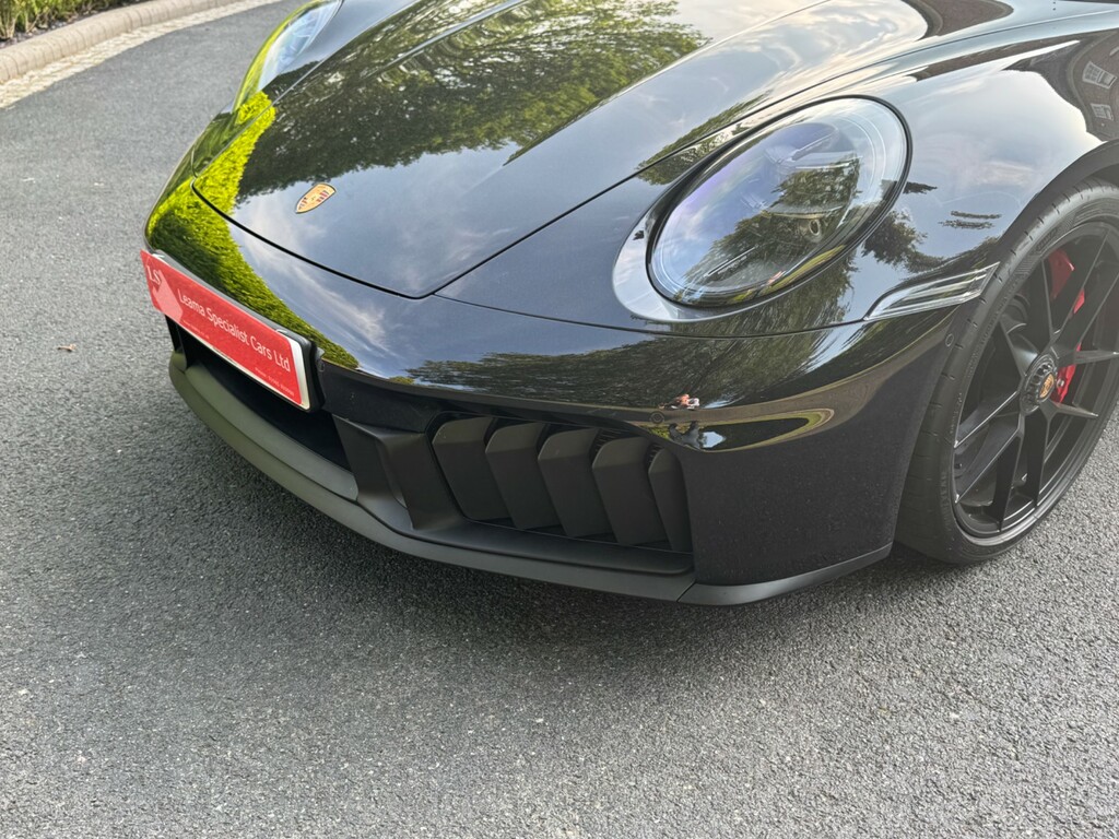 Porsche 911 992 Gt3 Euro 6 Green #24