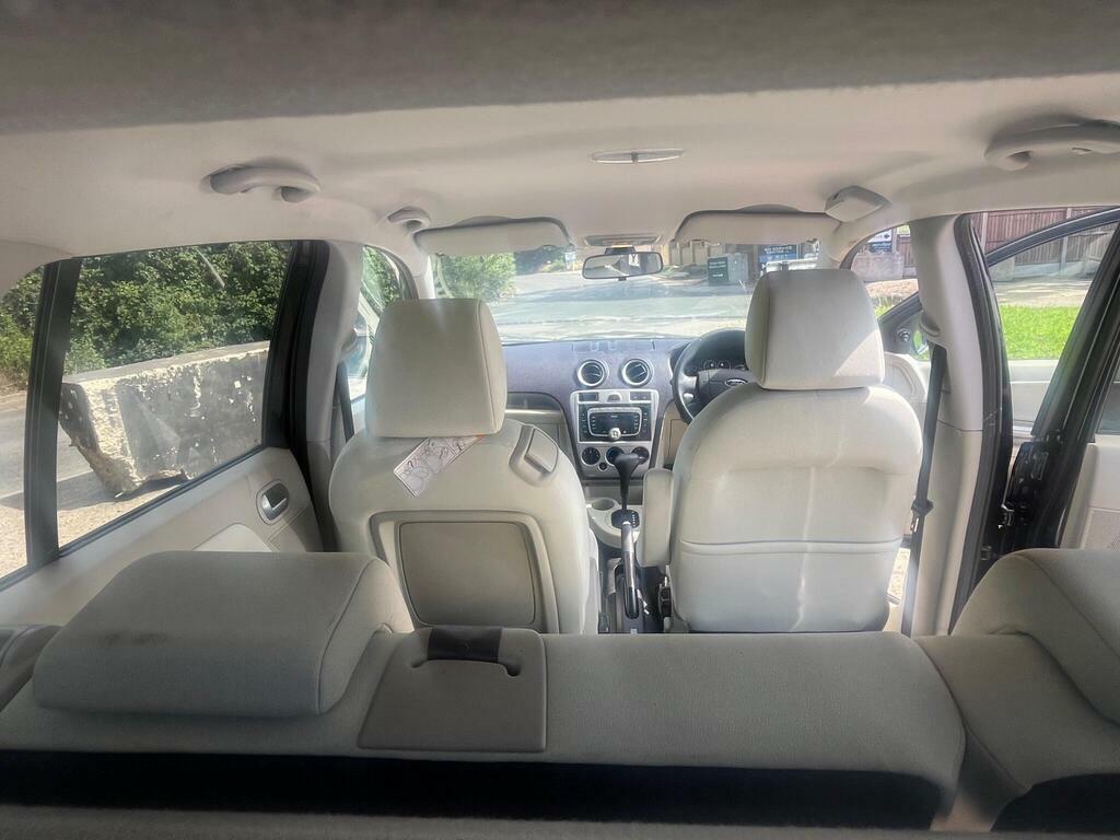 Ford Fusion 1.6 Zetec 100 Bhp Silver #27