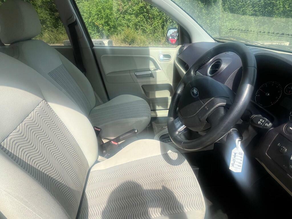 Ford Fusion 1.6 Zetec 100 Bhp Silver #21