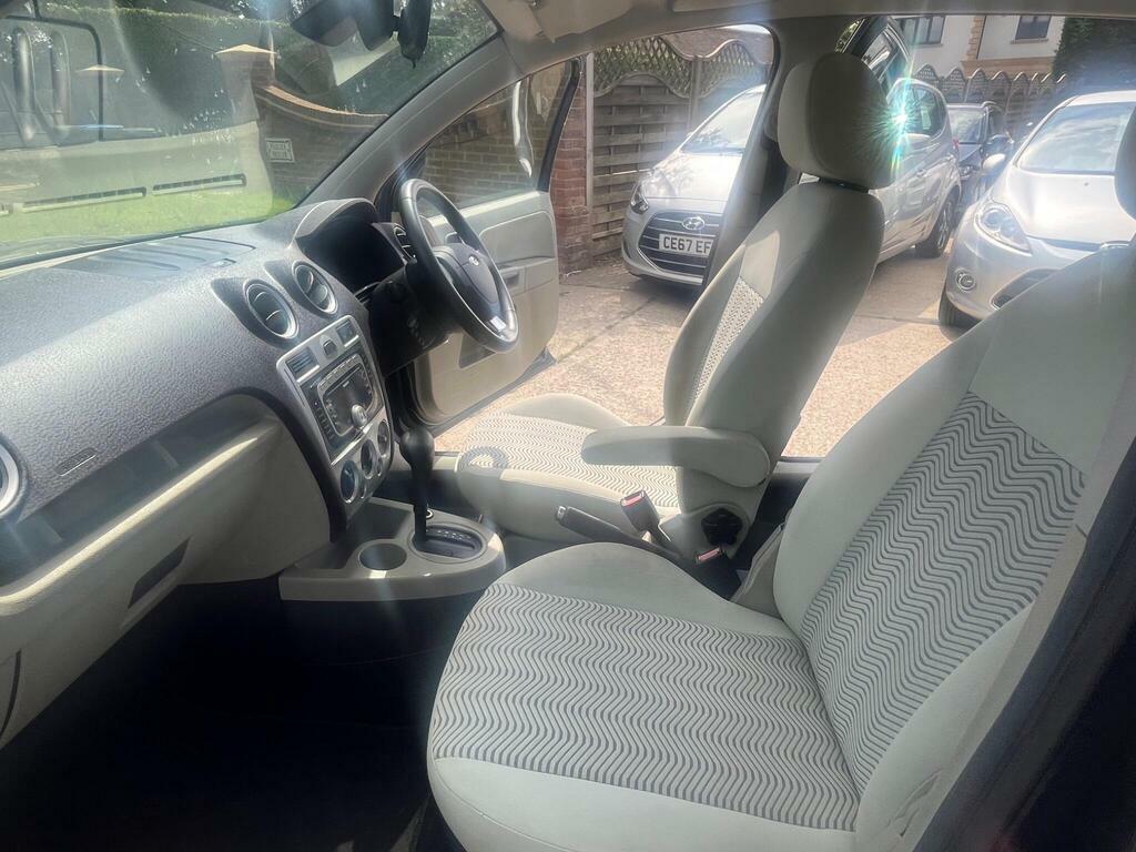 Ford Fusion 1.6 Zetec 100 Bhp Silver #44
