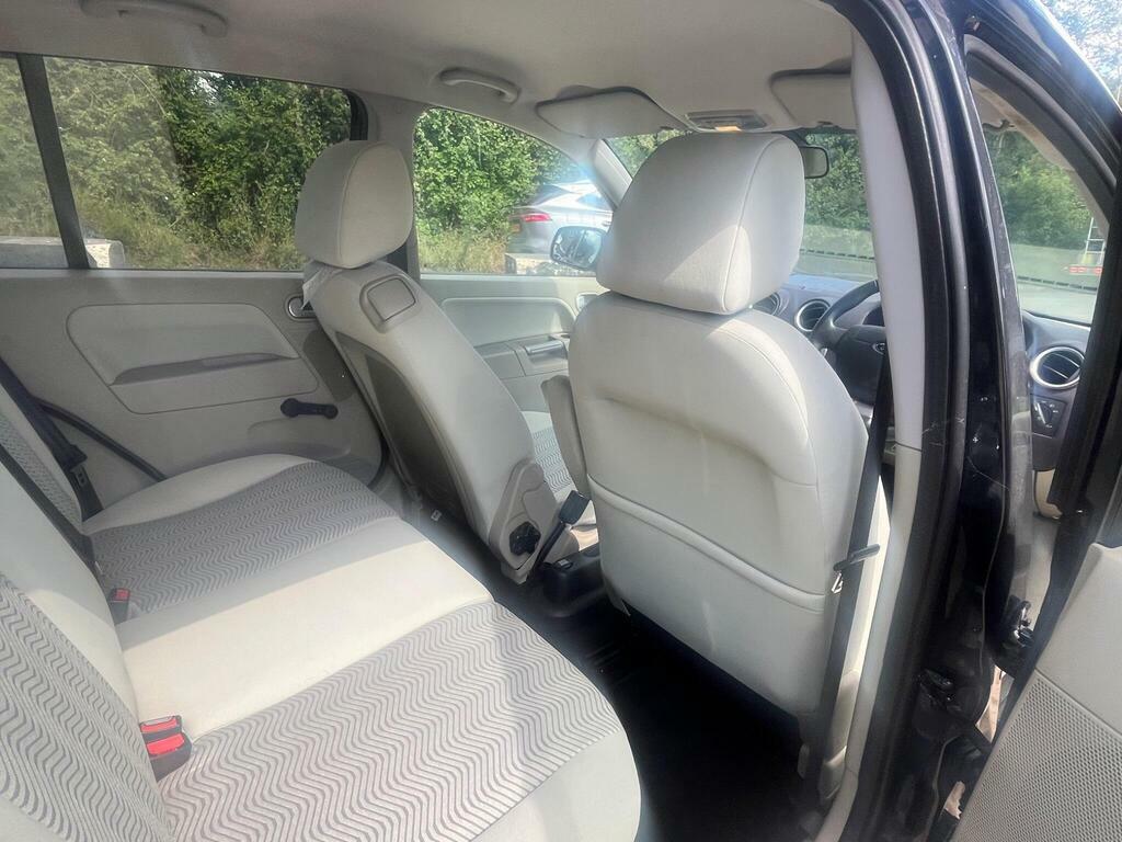 Ford Fusion 1.6 Zetec 100 Bhp Silver #24