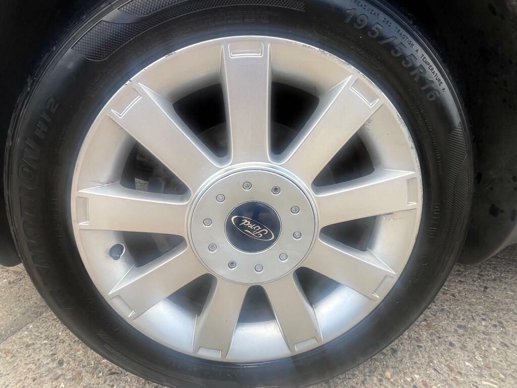 Ford Fusion 1.6 Zetec 100 Bhp Silver #37