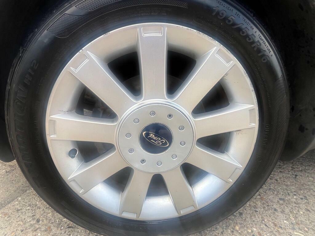 Ford Fusion 1.6 Zetec 100 Bhp Silver #36