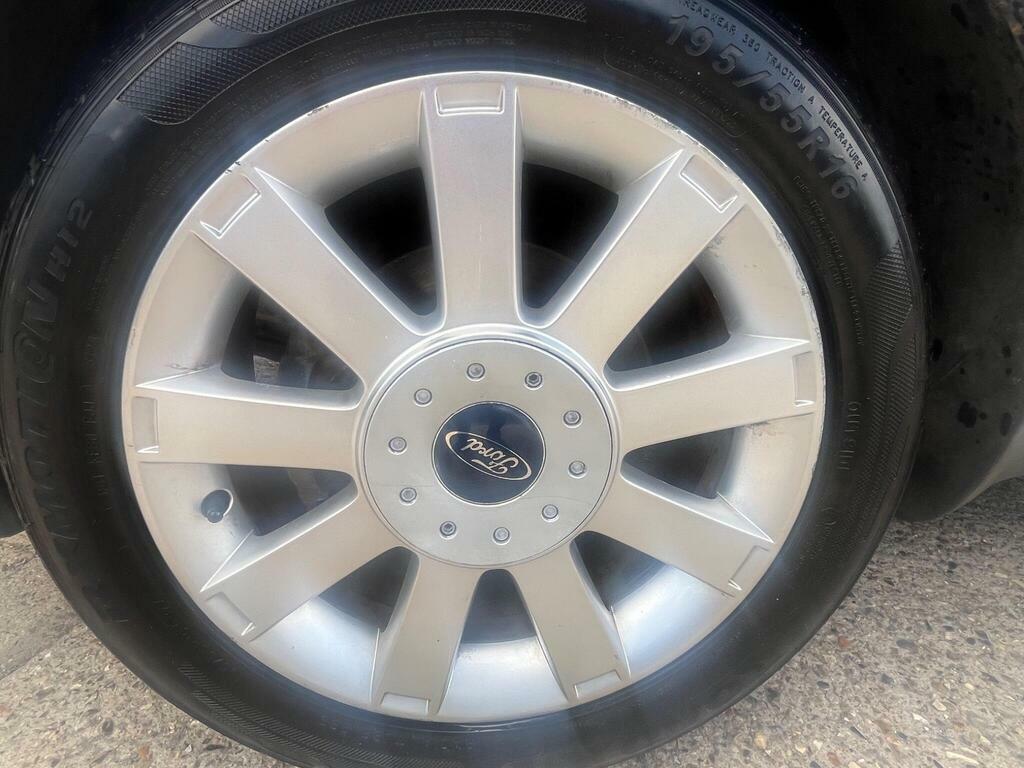 Ford Fusion 1.6 Zetec 100 Bhp Silver #38
