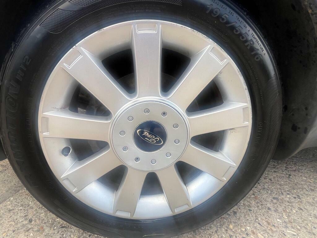 Ford Fusion 1.6 Zetec 100 Bhp Silver #35