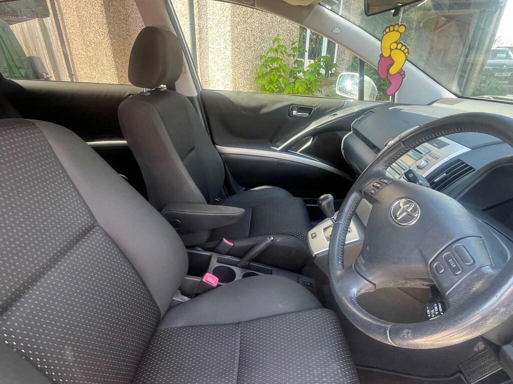 Toyota Corolla Verso Verso 2.2 D-4d Sr Silver #9