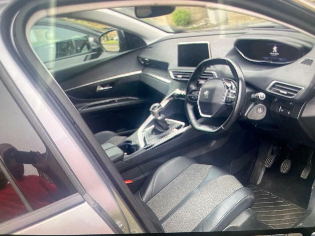 Peugeot 5008 1.2 Puretech Allure Euro 6 S S Grey #5