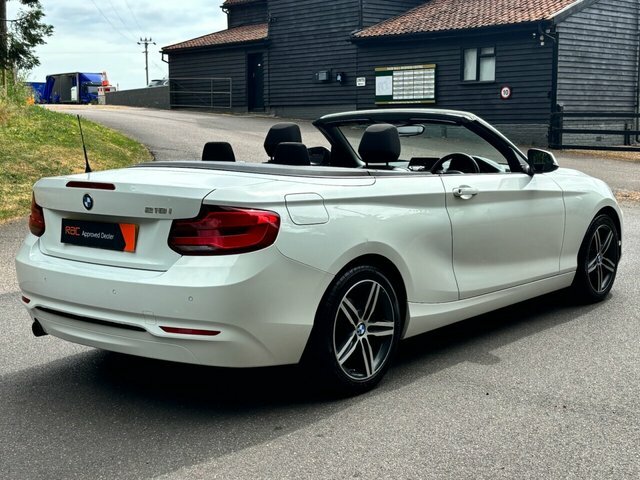 BMW 2 Series 218I Sport Convertible LK67OCF White #4
