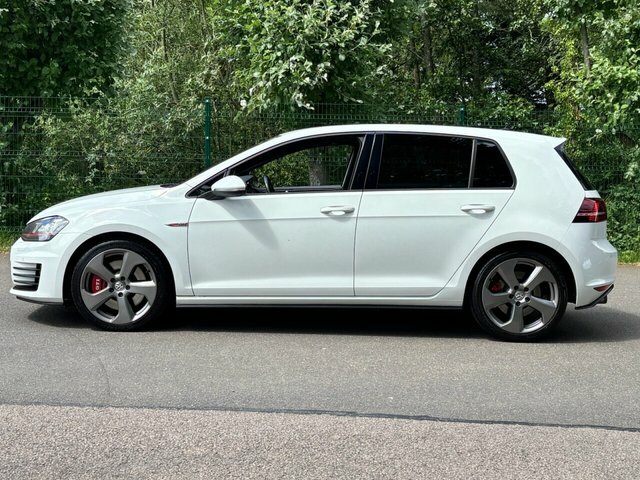 Volkswagen Golf Tsi Bluemotion Tech Gti White #6