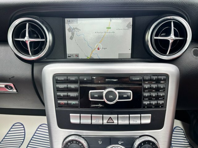 Mercedes-Benz SLK 200 Blueefficiency Tip White #43