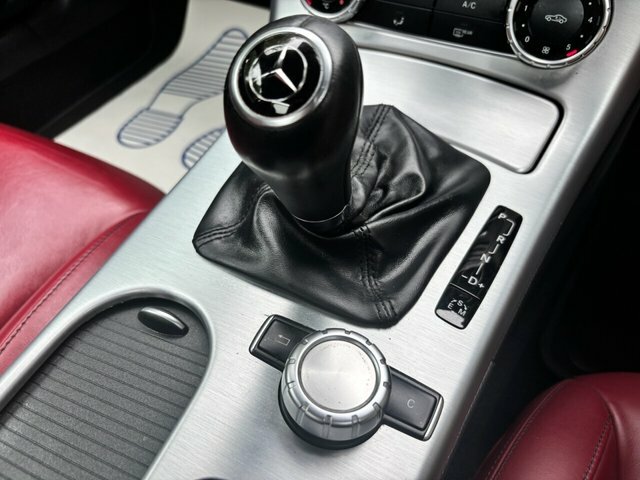 Mercedes-Benz SLK 200 Blueefficiency Tip White #46
