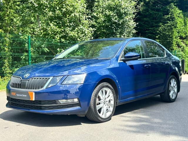 Skoda Octavia Tdi Se Technology Hatchback Blue #3