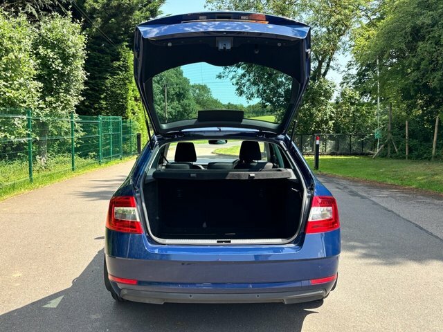 Skoda Octavia 1.6 Tdi 110Ps Se Tech Greenline III Est Blue #12