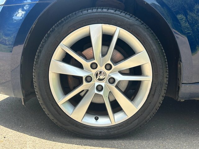 Skoda Octavia 1.6 Tdi 110Ps Se Tech Greenline III Est Blue #64