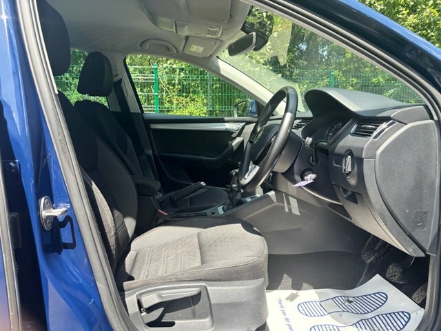 Skoda Octavia 1.6 Tdi 110Ps Se Tech Greenline III Est Blue #19