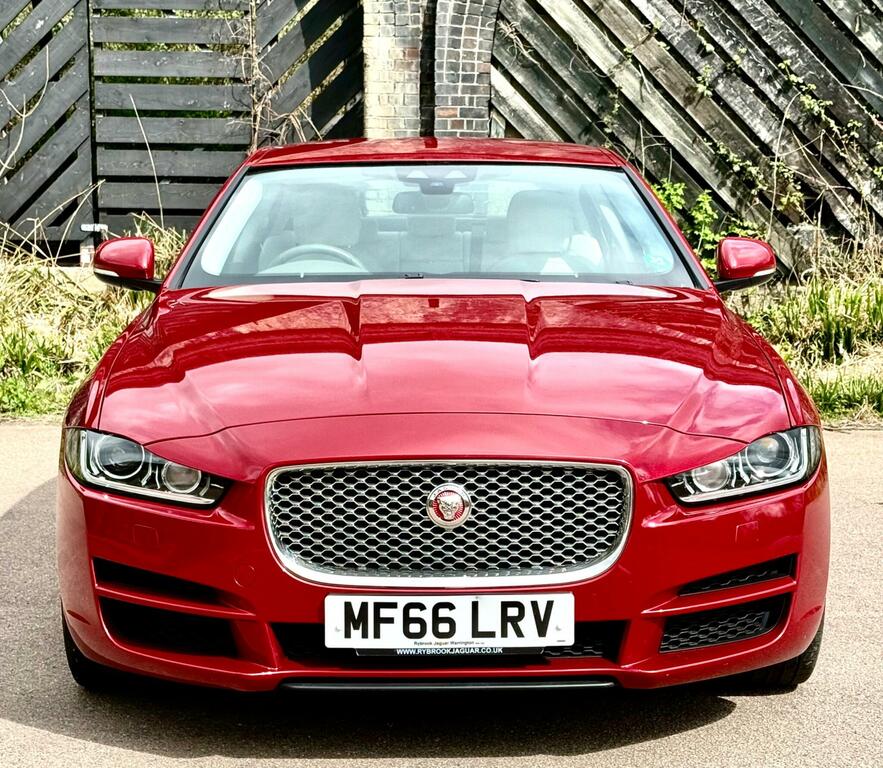 Jaguar XE 2.0 Gtdi Portfolio Euro 6 Ss MF66LRV Red #3